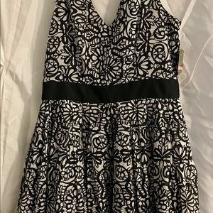 Black & White Dress by Taylor